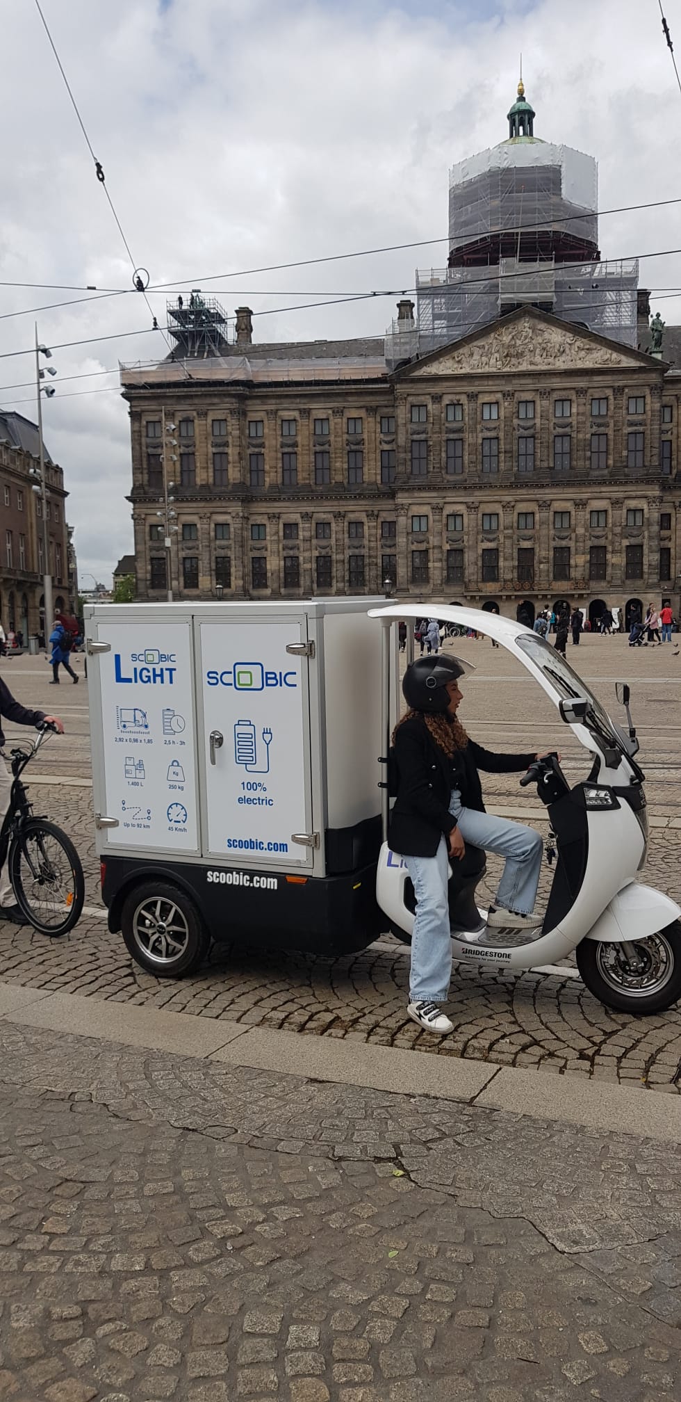 Scoobic Light Amsterdam - LMe Solutions